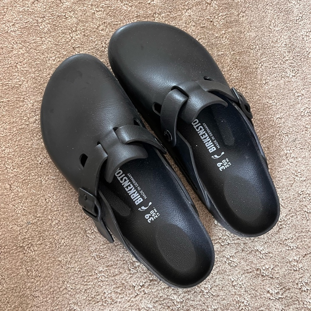 Birkenstock Classic Black Slip-Ons